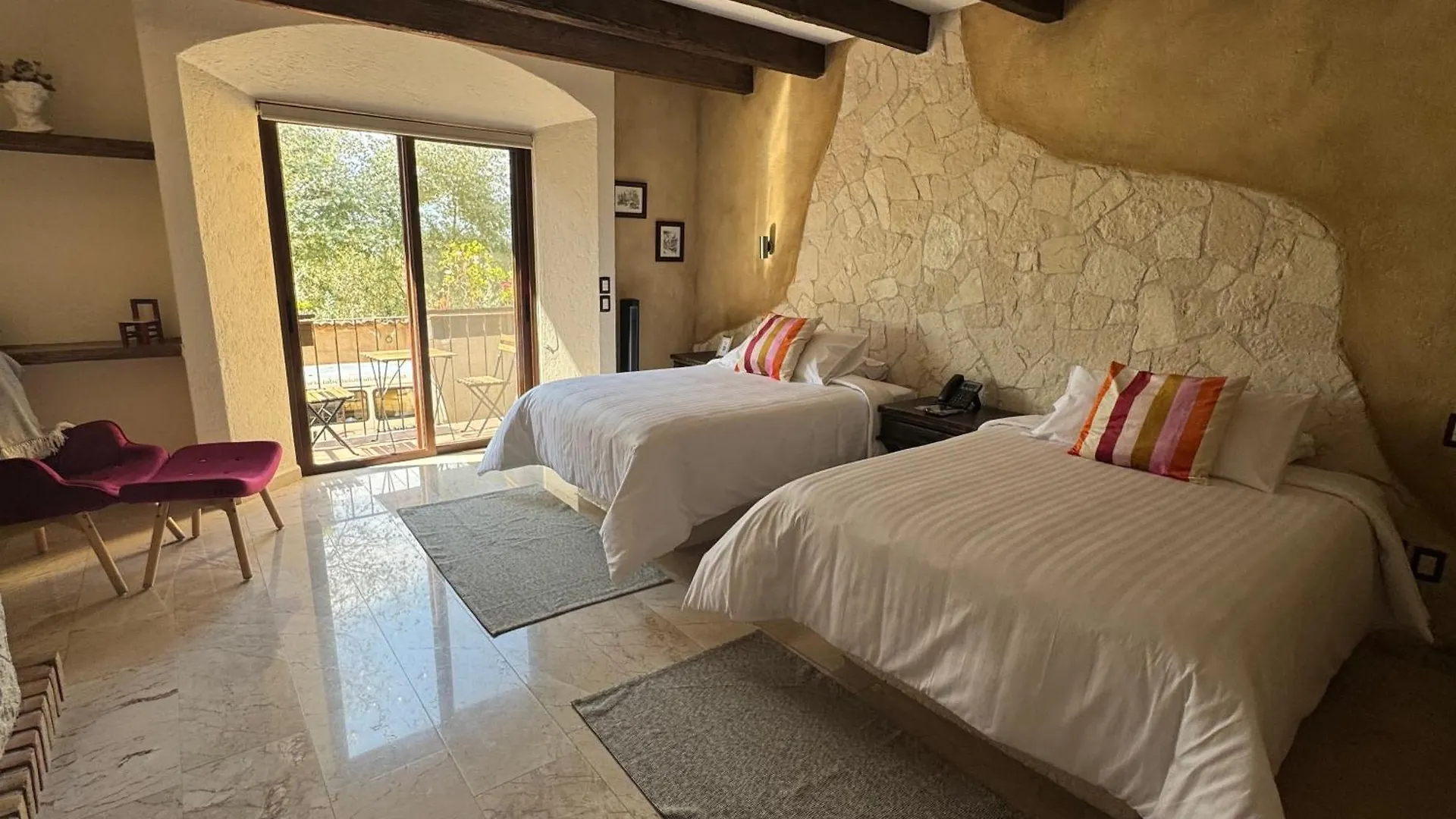 Hotel Porta Paradiso Valquirico, Albergo Boutique Santeagueda México