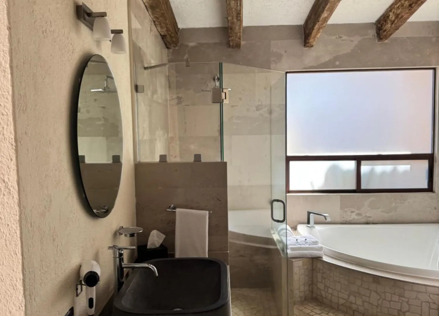 Hotel Porta Paradiso Valquirico, Albergo Boutique Santeagueda México