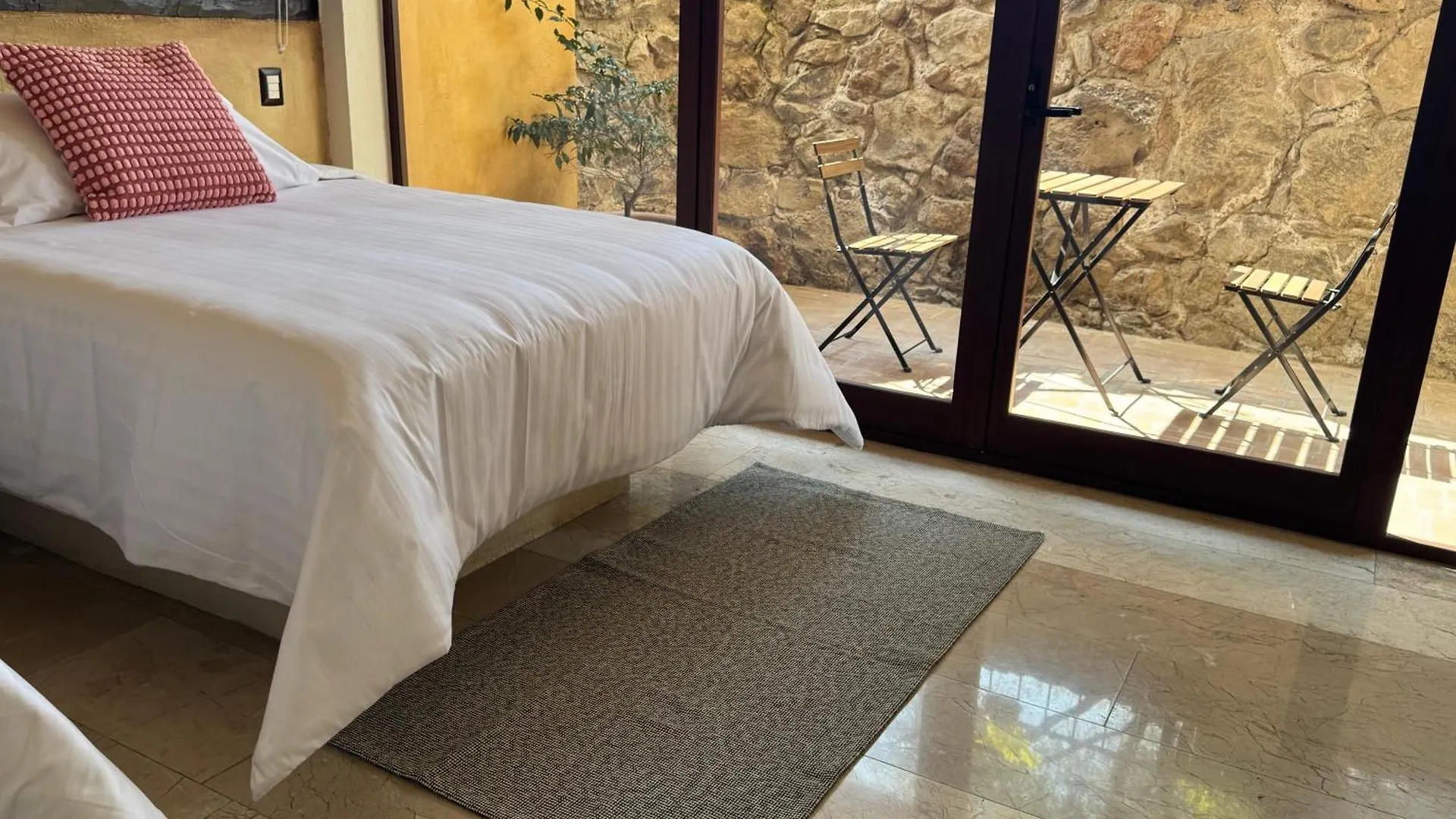 Porta Paradiso Valquirico, Albergo Boutique Santeagueda México