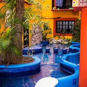 hotel-plaza-phocea.quintano-roohotels.com/